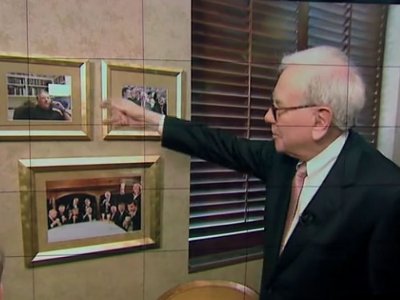Theo chân "nhà tiên tri" Warren Buffett khám phá văn phòng Berkshire Hathaway Theo chân "nhà tiên tri" Warren Buffett khám phá văn phòng Berkshire Hathaway