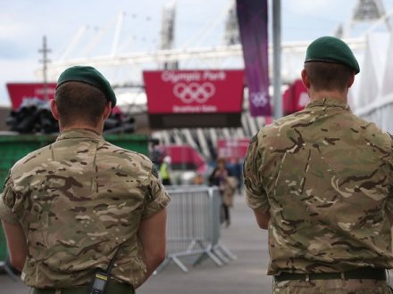 Olympic 2012 sẽ là thảm họa kinh tế đối với London? (9)
