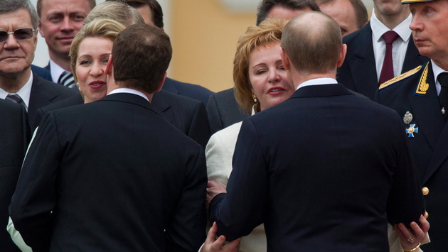 Hình ảnh ông Putin và vợ khi còn sát cánh bên nhau (14)