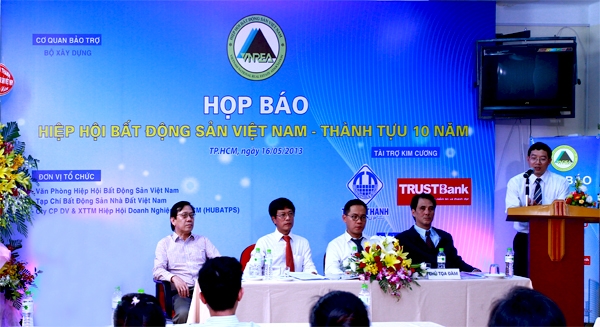 Bất ngờ với Ngân hàng Xây dựng Việt Nam (2)