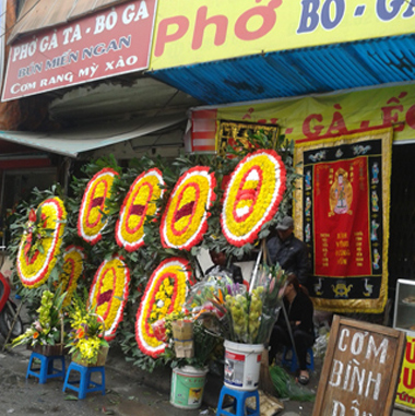 cua hang 10m2 sang kinh doanh do dam ma chieu ban lau 