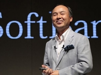 Masayoshi Son là nhà sáng lập và CEO của tập đoàn truyền thông SoftBank
