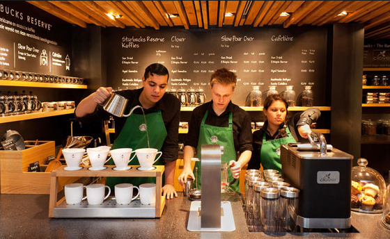 Bẫy khách hàng bằng thiết kế, Starbucks khiến ai ai cũng phải mở hầu bao