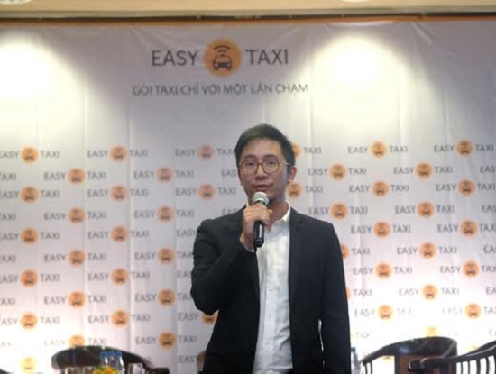 Ông Alexander Lê, Giám đốc điều hành Easy Taxi tại Việt Nam chia sẻ thông tin tại cuộc họp báo chiều nay, 6/8/2014 ở Hà Nội.