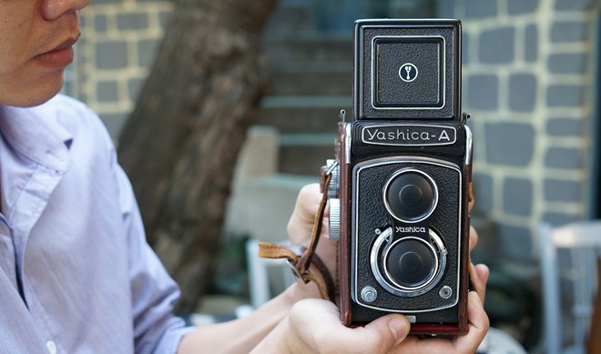 Đi mua máy ảnh, radio... gần 60 tuổi ở Sài Gòn
