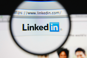LinkedIn xứng đáng sử dụng hơn Facebook? (8)
