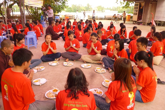 NÊN ĂN CHAY VÀO NHỮNG NGÀY NÀO
