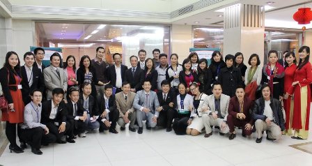 Doanh nhân Việt mạn đàm chuyện 'khôn' - 'dại' năm 2012 (3)