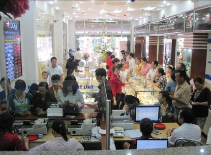 DOJI sẽ bán ra khoảng 10.000 chiếc nhẫn (3)