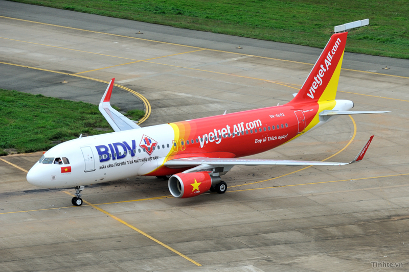 Cận cảnh máy bay mới của Vietjet Air (2)