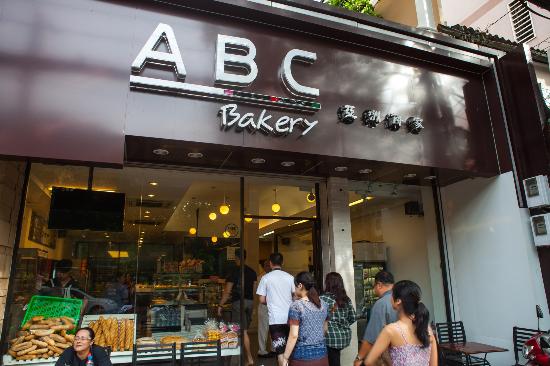 Báo Anh kể chuyện ABC Bakery của ông Kao Siêu Lực