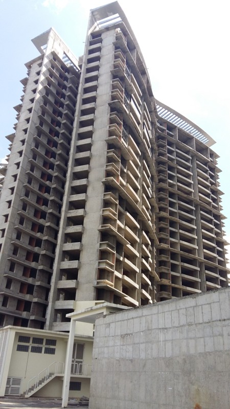 Một trong những dự án có sức sống mãnh liệt sau nhiều năm đắp chiếu là Kenton Residences của công ty Tài Nguyên. Dự kiến, cuối năm nay dự án này sẽ bắt đầu triển khai thi công trở lại.