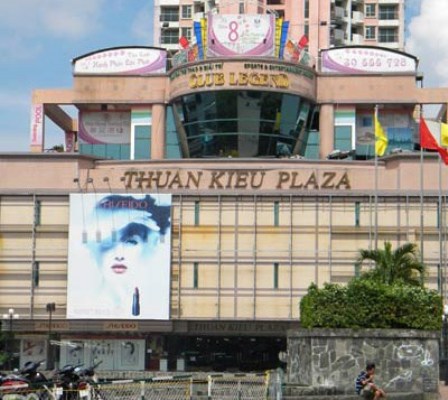 Việc thiếu hành lang pháp lý trong công tác quản lý đầu tư, sử dụng khai thác các cao ốc thương mại, chung cư, dự án nhà ở tập trung sẽ dẫn đến tình trạng xây dựng xong không sử dụng gây lãng phí lớn cho xã hội.