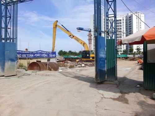 Cổng vào công trình