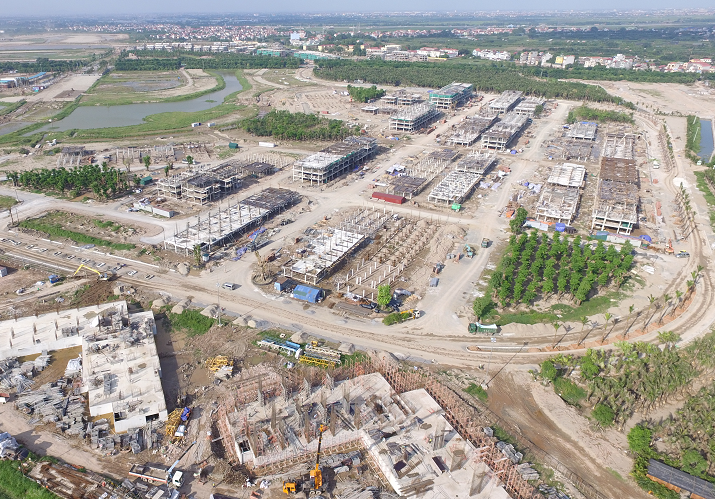 Toàn cảnh khu căn hộ West Bay Sky Residences đang xây dựng phần thân