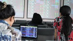 Sàn Hà Nội đuối cuối phiên, VN-Index vẫn tăng gần 9 điểm