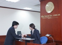Chứng khoán BIDV: Tỷ lệ an toàn vốn 171%, lãi tiền gửi chiếm 1/3 doanh thu năm 2012