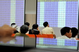 VN-Index đảo chiều giảm điểm giữa phiên