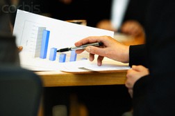 VN-Index tăng trở lại trong phiên chiều