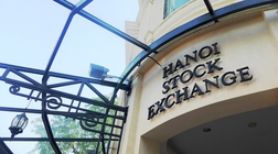 Canh bạc chuyển sàn: Câu chuyện của PPC và FLC