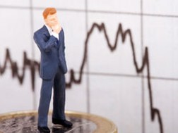 "Gãy trụ", Vn-Index mất gần 12 điểm 