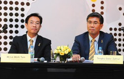 Ông Lê Minh Tâm (trái)