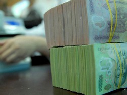 Tuần đầu tháng 5: Lãi suất liên ngân hàng USD kỳ hạn 6 tháng tăng 1% so với tuần trước đó