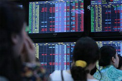 Dòng tiền đổ mạnh vào sàn Hà Nội, HNX-Index lên gần 73 điểm
