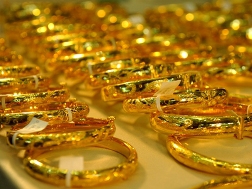 Giá vàng lùi về 37,9 triệu đồng/lượng