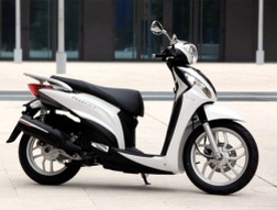 Kymco trình làng xe tay ga People One 125i 