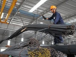 Thị trường thép ế ẩm, giá giảm
