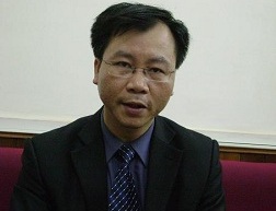 "Thống đốc xác nhận tỷ lệ nợ xấu 10% là sự dũng cảm"
