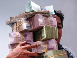 Ngân hàng cảnh báo nội bộ khoản tiền gửi lớn