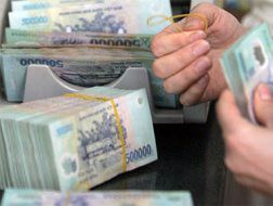Phép thử đầu tiên cho lãi suất 9% 