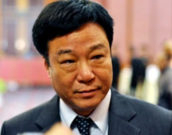 Tuýt còi ngân hàng mẹ bơm vốn cho công ty chứng khoán