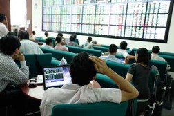 Vì sao trái phiếu Quốc Cường Gia Lai và nhiều DN lớn khác ế ẩm
