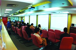 "Cú hích" ấn tượng trên sàn chứng khoán