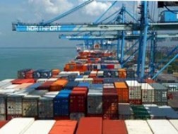 Nửa đầu tháng 8 nhập siêu 455,7 triệu USD