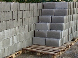 Ngành vật liệu xây dựng tự... "đóng băng"