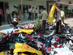 Làm hàng giả không lo bị xử lý... hình sự