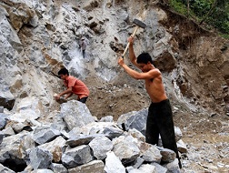 Quảng Ngãi đề nghị được xuất khẩu đá vật liệu xây dựng