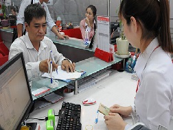 Lãi suất cho vay giảm nhỏ giọt