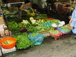 Giá rau củ tăng mạnh