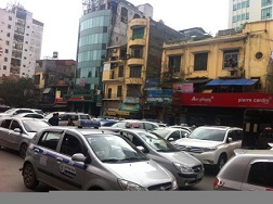 Nỗ lực &ldquo;bịt lỗ hổng&ldquo; để &ldquo;khai tử&ldquo; taxi &ldquo;dù&rdquo;