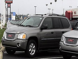 Chiếc GMC Envoy - một trong những dòng SUV bị GM thu hồi lần này - Ảnh: NBCnews