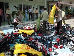 Một lô hàng giả bị phát hiện và tiêu hủy