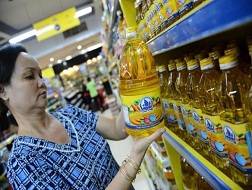 Chịu hết nổi, doanh nghiệp đồng thanh đòi tăng giá