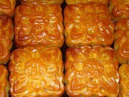 Giá bánh Trung thu đầu mùa tăng 5%-10%