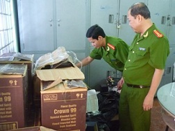 Phá một lò rượu ngoại giả