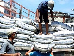 Giá xi măng dự kiến tăng 8-9%